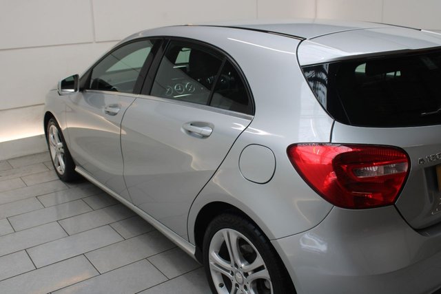 2015 Mercedes-Benz A-CLASS - Photo 12