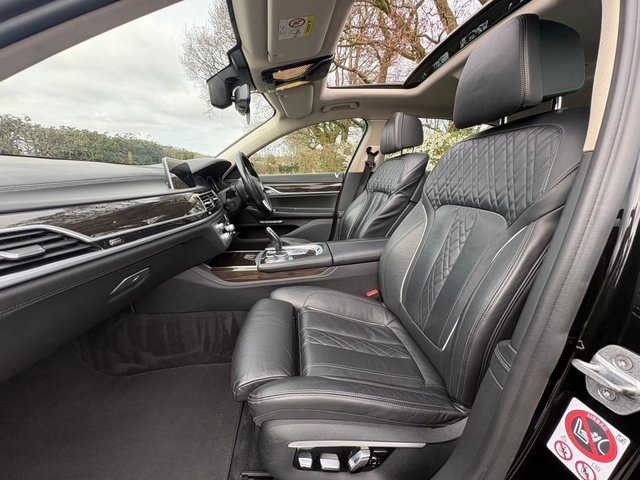 2017 BMW 7 SERIES - Photo 12