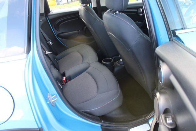 2017 MINI HATCH 2017 1.5 Cooper D 2017,49,000mls,Bluetooth,DAB,78mpg,Spotless Condition,Ulez Compliant - Photo 11