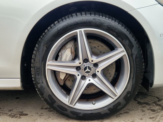 2019 MERCEDES-BENZ E-CLASS 2.0 E300de 13.5kWh AMG Line (Premium) Estate 5dr Diesel Plug-in Hybrid G-Tronic+ Euro 6 (s/s) (306 ps) - Photo 11