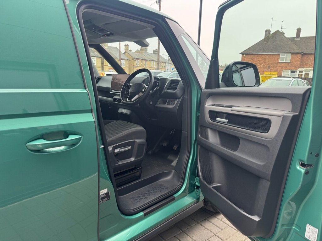 USED 2025 75 VOLKSWAGEN ID. Buzz Cargo Pro 79kWh Commerce Plus Panel Van 5dr Electric Auto 4Motion (340 ps) PLUS MODEL INC NAVIGATION