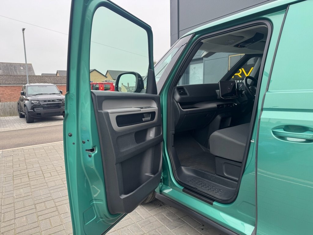 USED 2025 75 VOLKSWAGEN ID. Buzz Cargo Pro 79kWh Commerce Plus Panel Van 5dr Electric Auto 4Motion (340 ps) PLUS MODEL INC NAVIGATION
