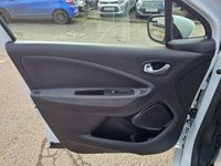 USED 2021 71 RENAULT ZOE White R135 EV50 GT Line Hatchback, 17,800 miles, Fully electric Automatic, Touchscreen, 16