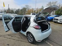 USED 2021 71 RENAULT ZOE White R135 EV50 GT Line Hatchback, 17,800 miles, Fully electric Automatic, Touchscreen, 16