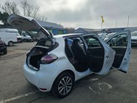 USED 2021 71 RENAULT ZOE White R135 EV50 GT Line Hatchback, 17,800 miles, Fully electric Automatic, Touchscreen, 16