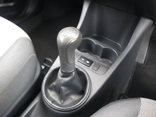 2012 Skoda Fabia 1L S 5dr - Photo 7