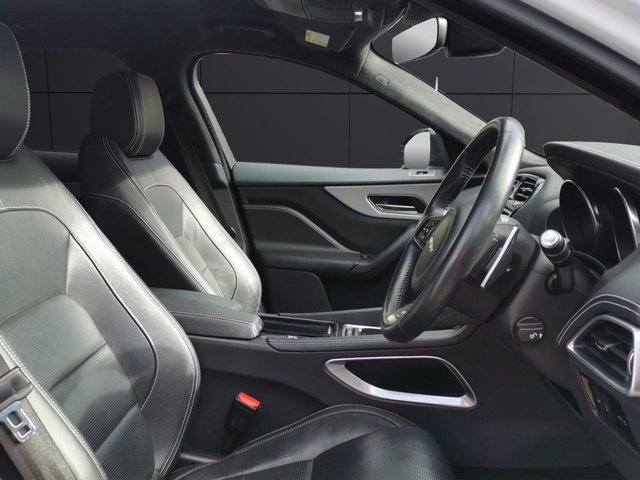 2019 JAGUAR F-PACE 2019 2.0 D180 R-Sport SUV 5dr Diesel Auto AWD Euro 6 (s/s) (180 ps) - Photo 9