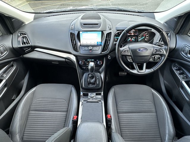 2018 FORD KUGA - Photo 10