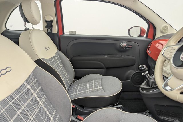 2016 Fiat 500 1.2L Lounge 3dr - Photo 3