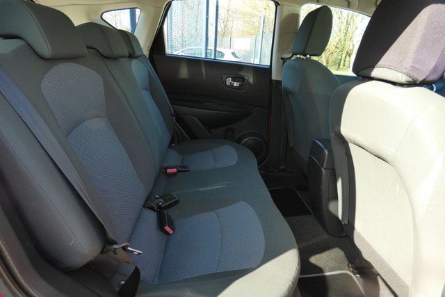 2011 NISSAN QASHQAI - Photo 8