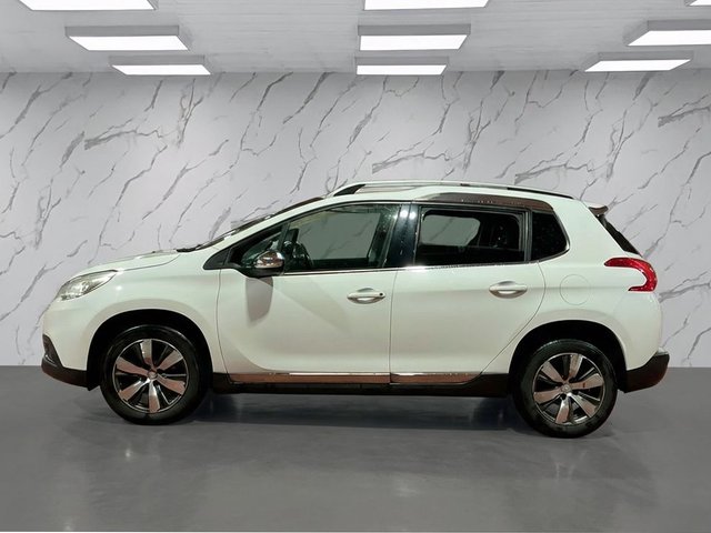 2015 PEUGEOT 2008 - Photo 5