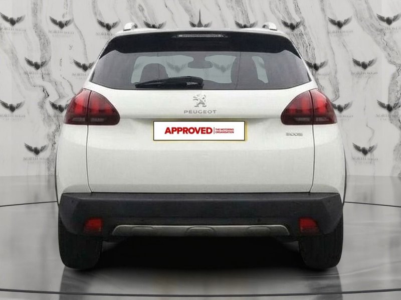 2016 Peugeot 2008 in white — photo 5 of 14