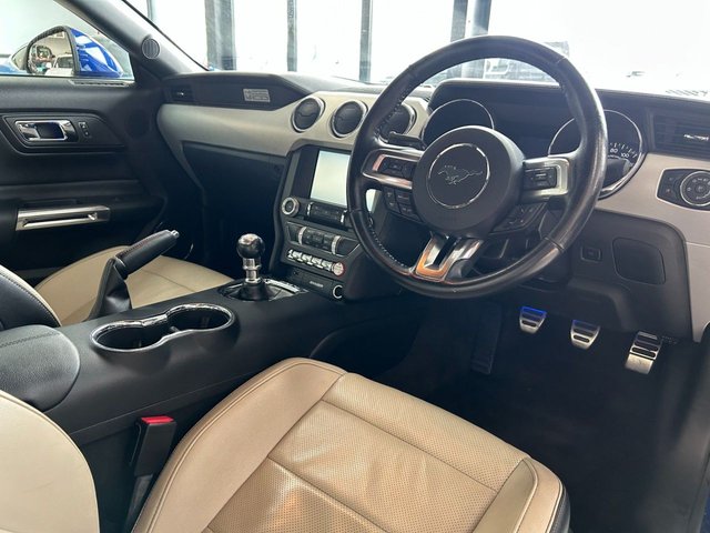 2016 FORD MUSTANG 2016 2.3T EcoBoost Fastback 2dr Petrol Manual Euro 6 (317 ps) - Photo 3