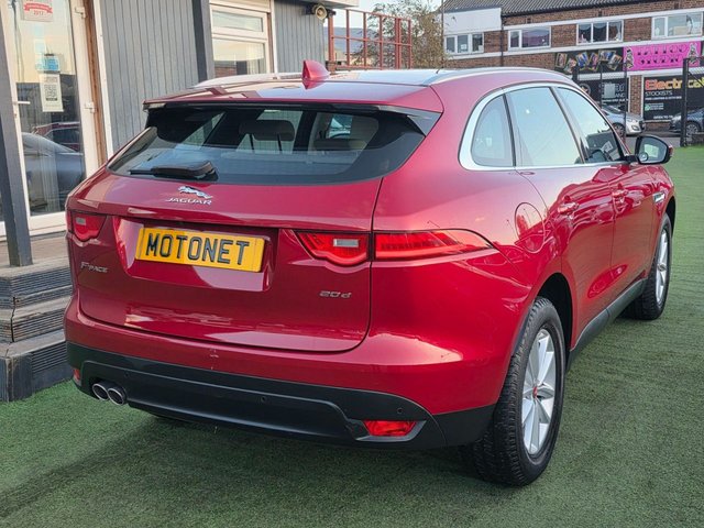 2018 JAGUAR F-PACE 2.0 D180 Prestige SUV 5dr Diesel AUTOMATIC Euro 6 (s/s) (180 ps) - Photo 9