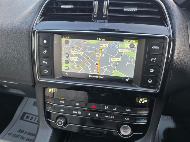2018 JAGUAR F-PACE 2.0 D180 Prestige SUV 5dr Diesel AUTOMATIC Euro 6 (s/s) (180 ps) - Photo 3