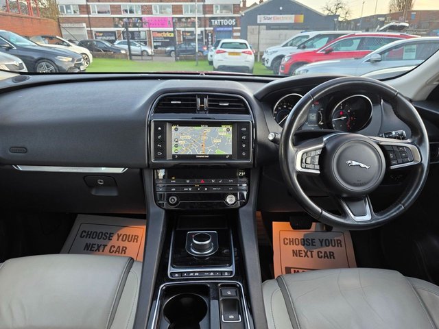 2018 JAGUAR F-PACE 2.0 D180 Prestige SUV 5dr Diesel AUTOMATIC Euro 6 (s/s) (180 ps) - Photo 2