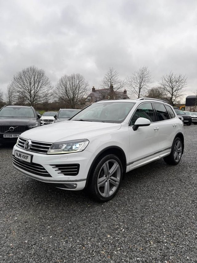 2016 VOLKSWAGEN TOUAREG 2016 3.0 TDI V6 BlueMotion Tech R-Line SUV 5dr Diesel Tiptronic 4WD Euro 6 (s/s) (262 ps) - Photo 3