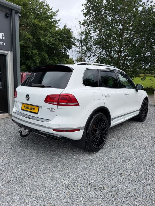 View our VOLKSWAGEN TOUAREG
