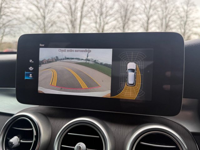 2019 Mercedes-Benz Glc 2L Amg Line 5dr - Photo 9