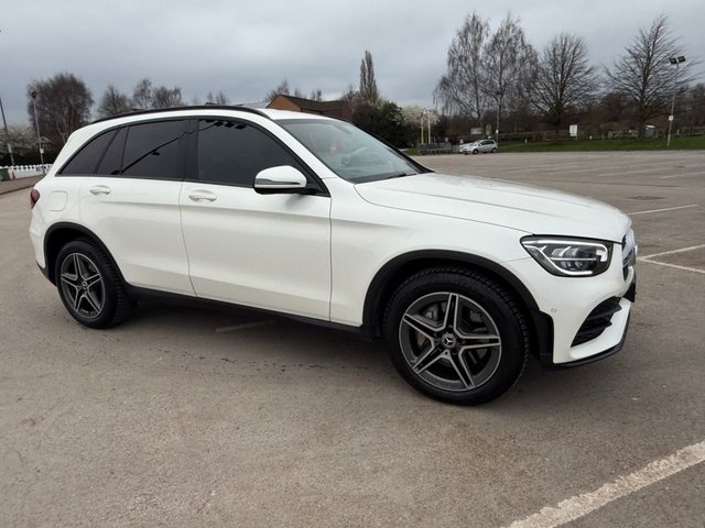 2019 Mercedes-Benz Glc 2L Amg Line 5dr - Photo 4