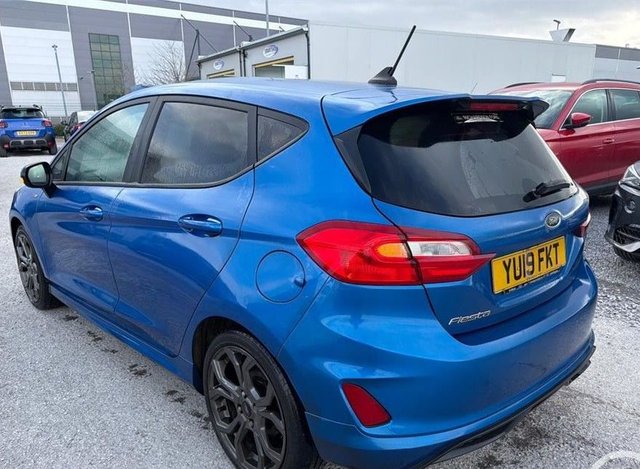 2019 FORD FIESTA - Photo 3