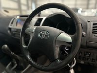 USED 2012 12 TOYOTA HI-LUX 3.0 D-4D 171PS 4WD INVINCIBLE DOUBLE PICK UP - NO VAT 1 YEARS MOT, LOW MILES