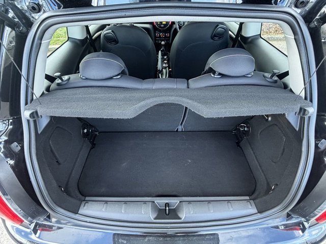 2018 MINI HATCH - Photo 11