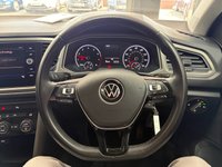 USED 2021 70 VOLKSWAGEN T-ROC 1.0 TSI SE SUV 5dr Petrol Manual Euro 6 (s/s) (110 ps) 