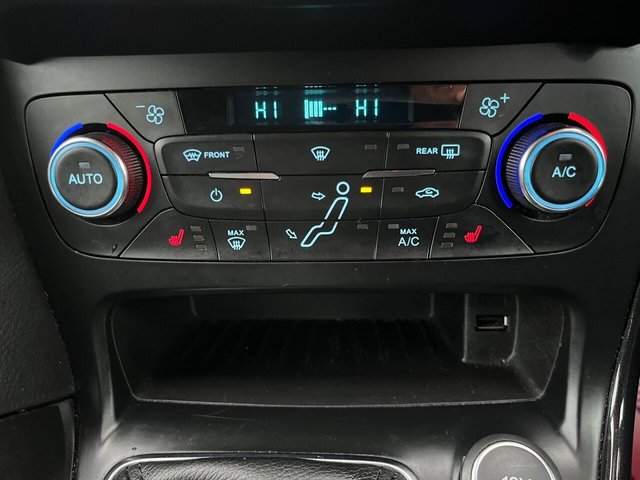 2017 FORD FOCUS 1.0T EcoBoost Titanium X Hatchback 5dr Petrol Manual Euro 6 (s/s) (125 ps) - Photo 12