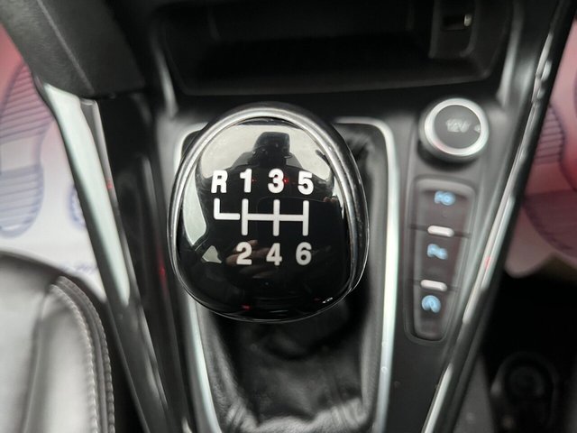 2017 FORD FOCUS 1.0T EcoBoost Titanium X Hatchback 5dr Petrol Manual Euro 6 (s/s) (125 ps) - Photo 11