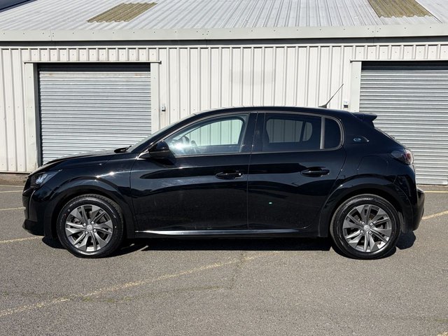 2022 PEUGEOT E-208 - Photo 2