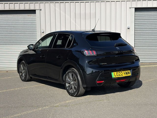 2022 PEUGEOT E-208 - Photo 3