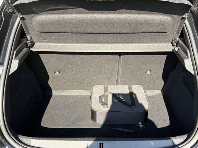 2022 PEUGEOT E-208 - Photo 11