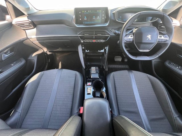 2022 PEUGEOT E-208 - Photo 9