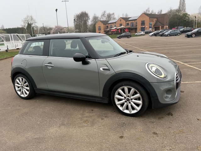 2019 MINI Hatch 1.5L Cooper Classic 3dr - Photo 4