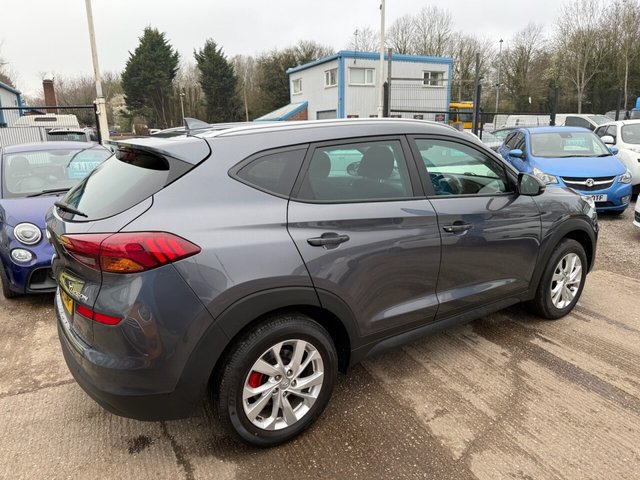 2018 HYUNDAI TUCSON 1.6 GDi Blue Drive SE Nav SUV 5dr Petrol Manual Euro 6 (s/s) (132 ps) - Photo 3