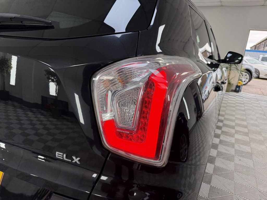 USED 2018 18 SSANGYONG TIVOLI 1.6 e-XGi ELX SUV 5dr Petrol Manual Euro 6 (s/s) (128 ps) 