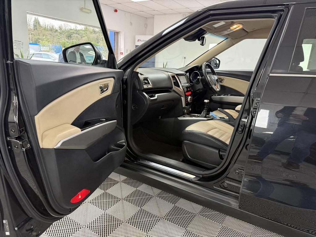 USED 2018 18 SSANGYONG TIVOLI 1.6 e-XGi ELX SUV 5dr Petrol Manual Euro 6 (s/s) (128 ps) 