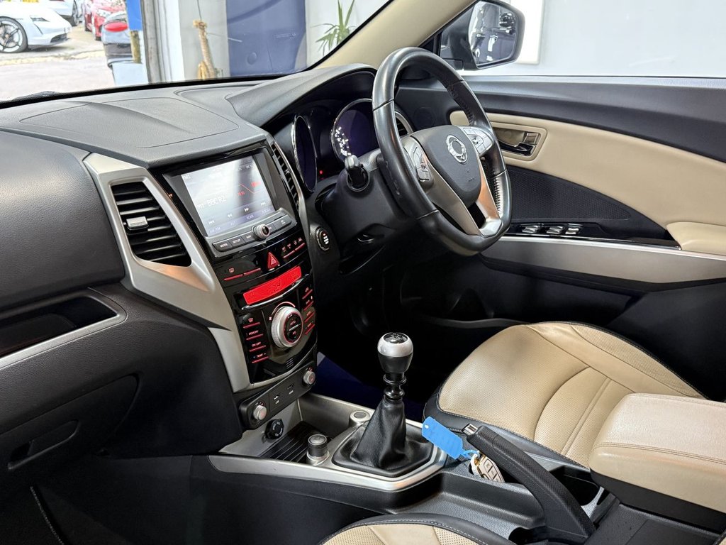 USED 2018 18 SSANGYONG TIVOLI 1.6 e-XGi ELX SUV 5dr Petrol Manual Euro 6 (s/s) (128 ps) 