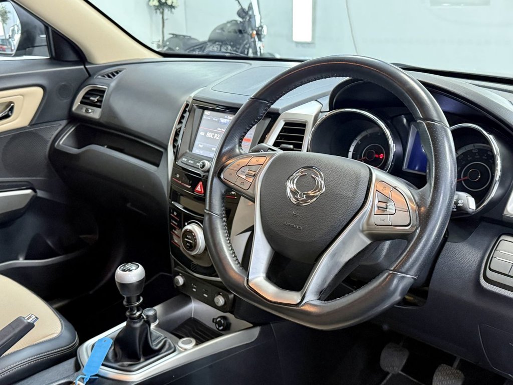 USED 2018 18 SSANGYONG TIVOLI 1.6 e-XGi ELX SUV 5dr Petrol Manual Euro 6 (s/s) (128 ps) 