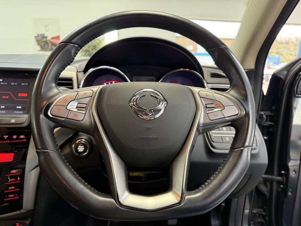 USED 2018 18 SSANGYONG TIVOLI 1.6 e-XGi ELX SUV 5dr Petrol Manual Euro 6 (s/s) (128 ps) 