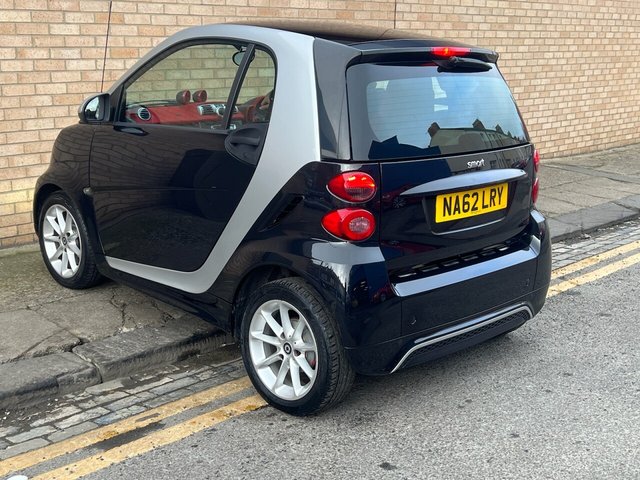 2012 SMART FORTWO 2012 1.0 Passion Coupe 2dr Petrol SoftTouch Euro 5 (84 bhp) - Photo 7