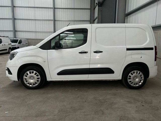 2022 VAUXHALL COMBO - Photo 11