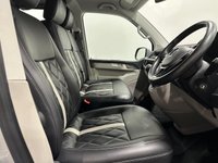 USED 2019 19 VOLKSWAGEN TRANSPORTER 2.0 TDI T28 BlueMotion Tech Highline Camper Van 5dr Diesel Manual FWD SWB Euro 6 (s/s) (102 ps) Striking Reflex Silver , Ebony Full Leather Interior hosting,  fridge , gashob , oven , diesel heater, solar roof panel, aux battery, water supply ,  popup  roof, detachable towbar,