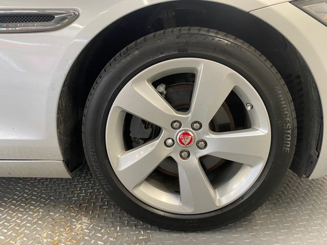 2019 Jaguar Xf 2L Portfolio 5dr - Photo 10