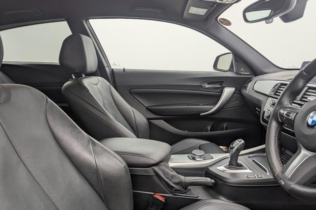 2018 BMW 1 Series 3L Shadow Edition 3dr - Photo 3