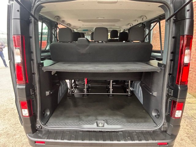 2024 RENAULT TRAFIC 2.0 dCi SL28 Business Minibus Double Cab 5dr Diesel Manual L1 H1 Euro 6 (s/s) (9 Seat) (150 ps) - Photo 6