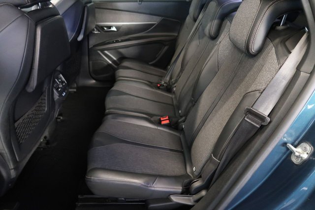 2019 PEUGEOT 5008 1.5 BlueHDi GT Line Premium SUV 5dr Diesel Manual Euro 6 (s/s) (130 ps) - Photo 12