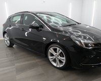USED 2017 17 VAUXHALL ASTRA 1.4i Turbo SRi VX Line Hatchback 5dr Petrol Manual Euro 6 (150 ps) 18'' ALLOY WHEELS , PHONE PROJECTION  , SERVICE HISTORY , CRUISE CONTROL - SPEED LIMITER , BLUETOOTH CONNECTIVITY AND STREAMING , LANE DEPARTURE WARNING SYSTEM