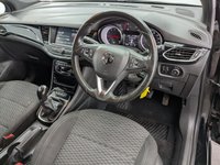 USED 2017 17 VAUXHALL ASTRA 1.4i Turbo SRi VX Line Hatchback 5dr Petrol Manual Euro 6 (150 ps) 18'' ALLOY WHEELS , PHONE PROJECTION  , SERVICE HISTORY , CRUISE CONTROL - SPEED LIMITER , BLUETOOTH CONNECTIVITY AND STREAMING , LANE DEPARTURE WARNING SYSTEM